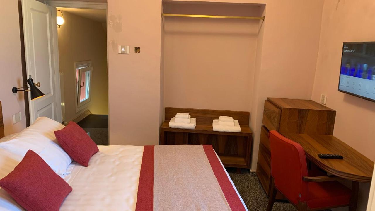 Dimora Del Leone Gaeta Bed & Breakfast Luaran gambar