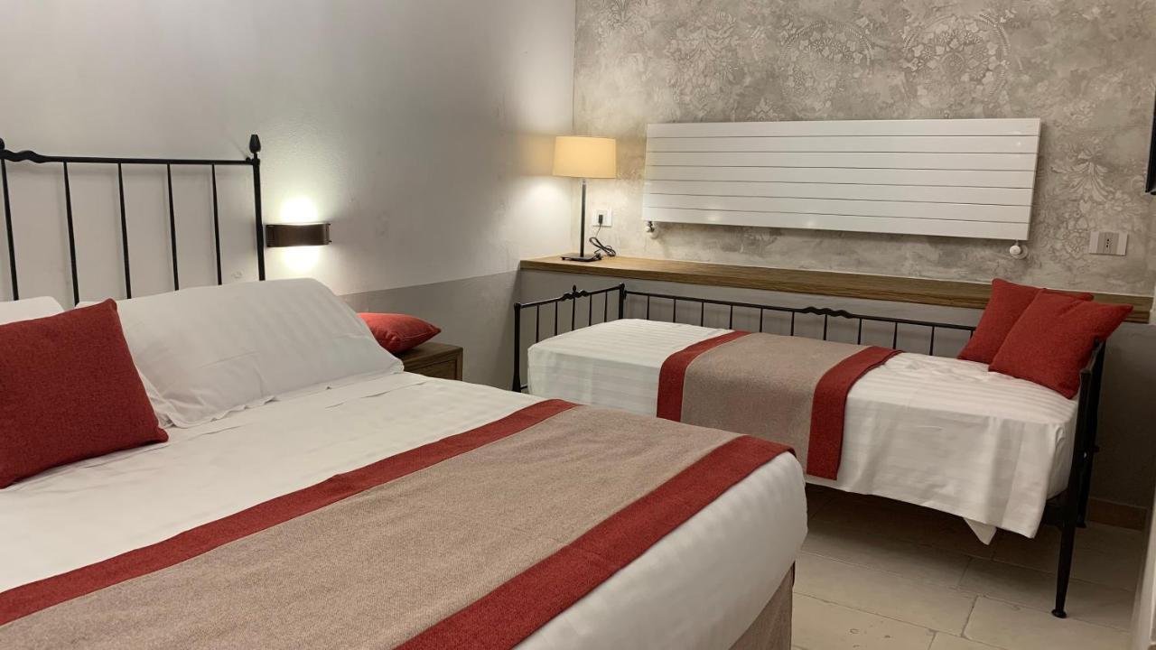 Dimora Del Leone Gaeta Bed & Breakfast Luaran gambar