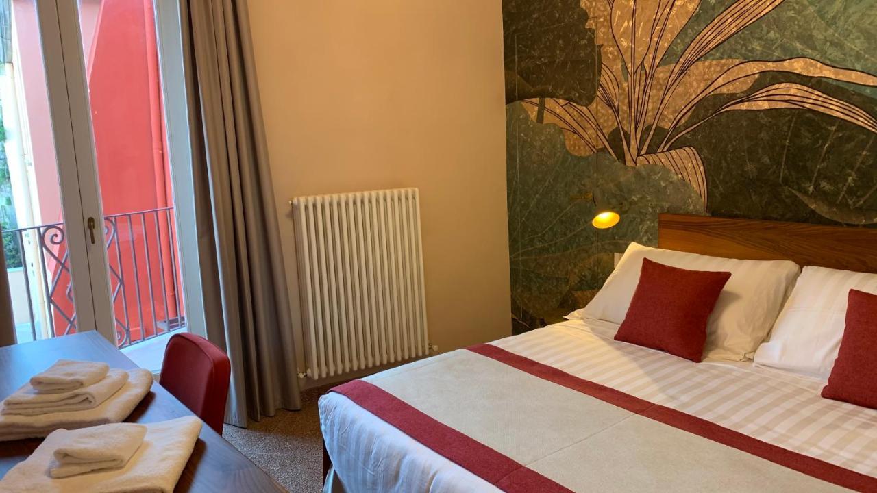 Dimora Del Leone Gaeta Bed & Breakfast Luaran gambar