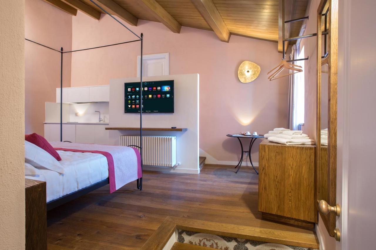 Dimora Del Leone Gaeta Bed & Breakfast Luaran gambar